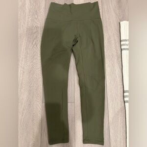 Calia by Carrie Underwood leggings